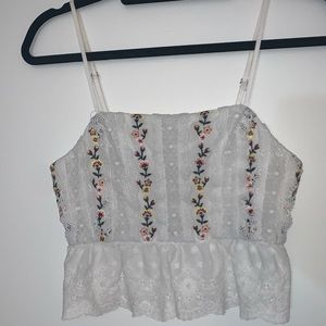 Cropped floral lace tank top